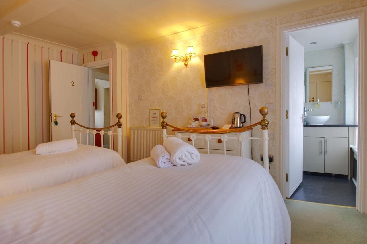 Bed and Breakfast The Old Brewhouse Cirencester Esterno foto